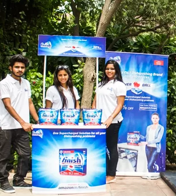 Product Sampling in Residential Welfare Associations